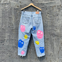 Load image into Gallery viewer, Vintage Hand-Painted Levi&#39;s 560 34 x 30
