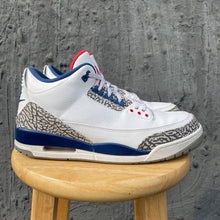 Load image into Gallery viewer, Air Jordan 3 Retro True Blue Size 13
