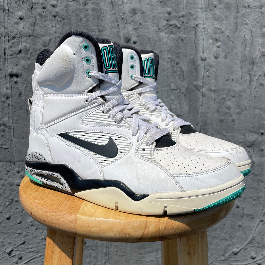 Nike Air Command Force Hyper Jade Size 11