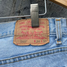 Load image into Gallery viewer, Vintage Hand-Painted Levi&#39;s 560 34 x 30
