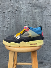 Load image into Gallery viewer, Nike Air Jordan 4 x Union LA Off Noir Size 13
