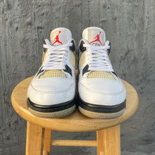 Load image into Gallery viewer, Air Jordan 4 Retro White Cement 2016 Size 9
