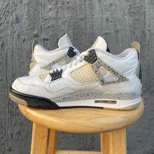 Load image into Gallery viewer, Air Jordan 4 Retro White Cement 2016 Size 9
