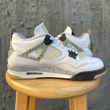 Load image into Gallery viewer, Air Jordan 4 Retro White Cement 2016 Size 9
