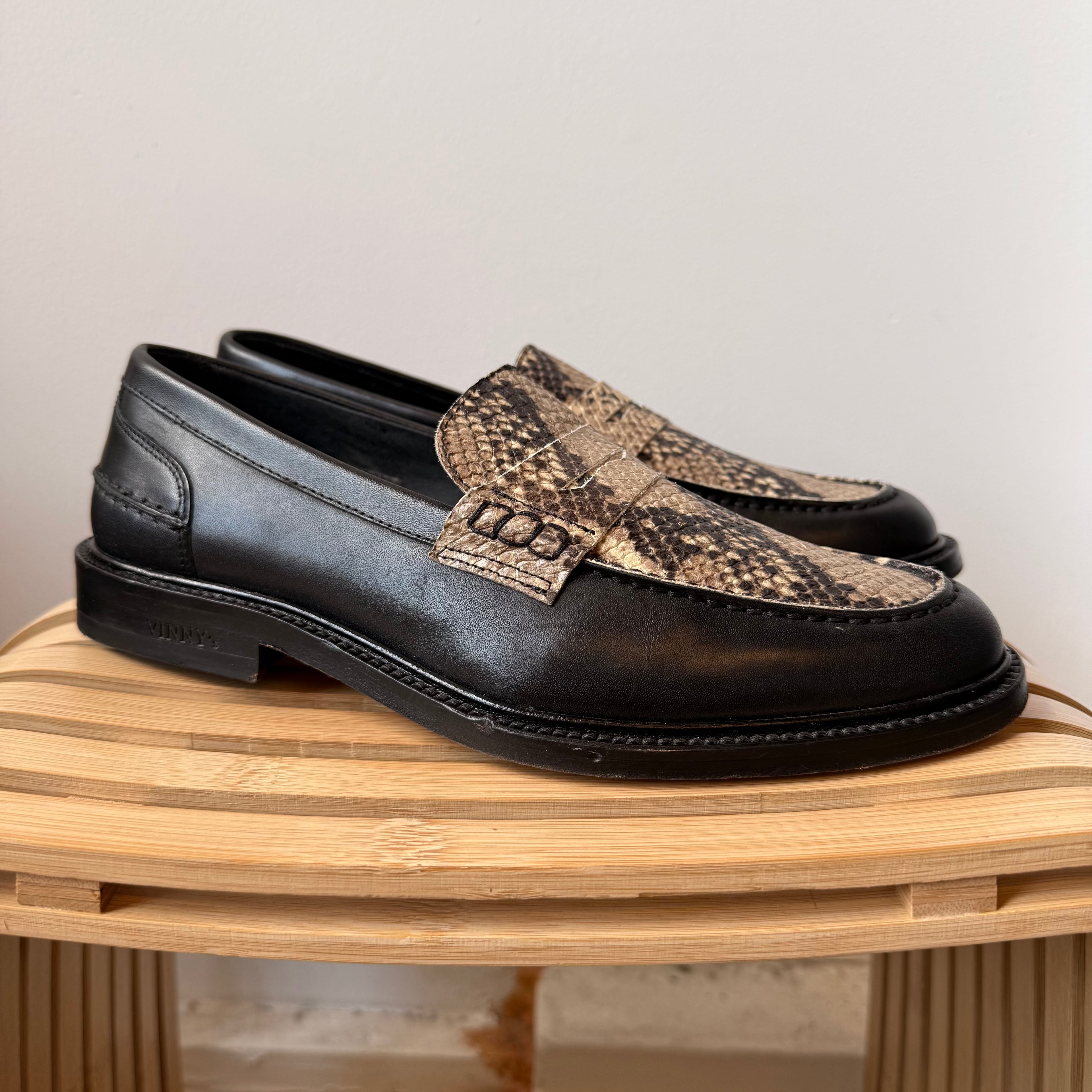 Vinny's Snakeskin Leather Penny Loafers Size 40