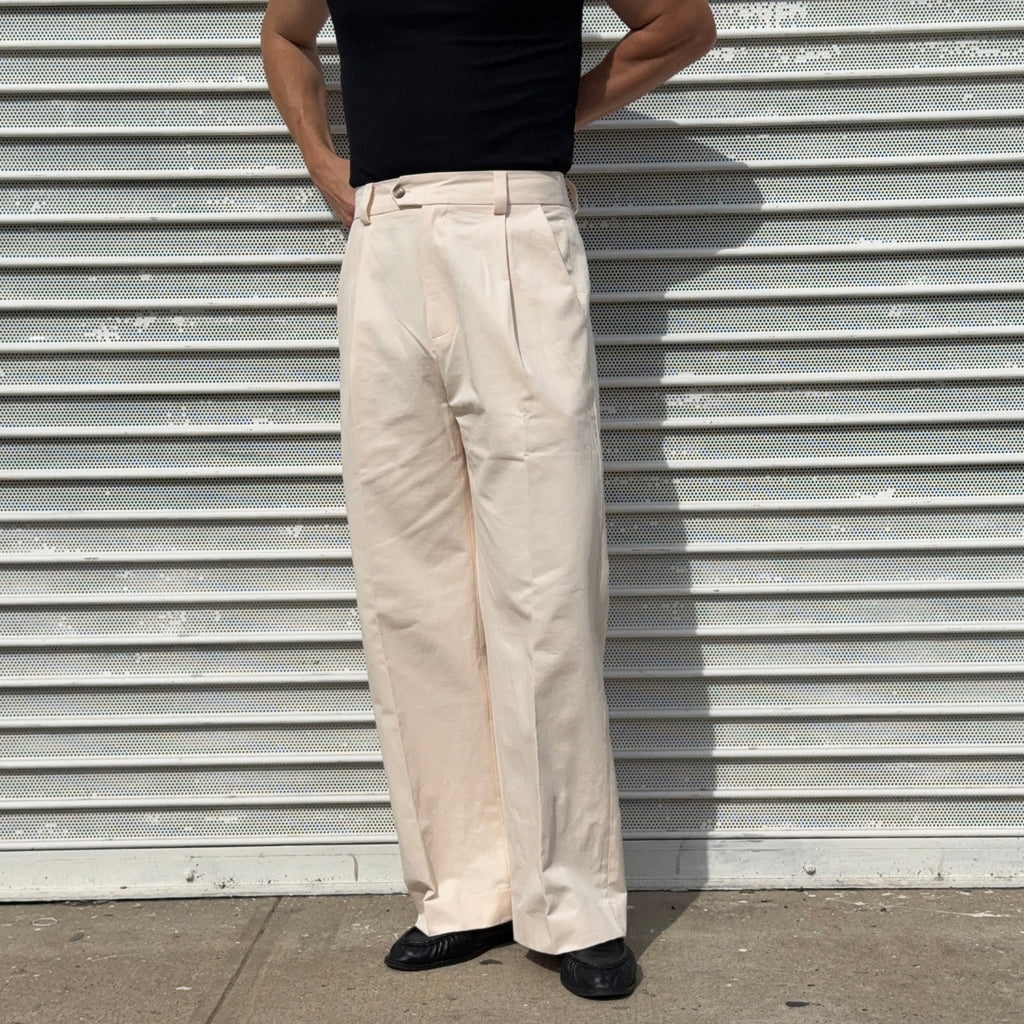 The Uni High-Waisted Pleated Trouser