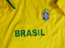 Load image into Gallery viewer, Edison Brasil Soccer Jersey Size L
