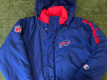 Load image into Gallery viewer, Vintage Buffalo Bills Starter Pro Line Sideline Jacket Size L
