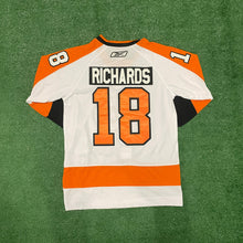 Load image into Gallery viewer, Philadelphia Flyers Mike Richards Winter Classic Hockey Jersey Size 48
