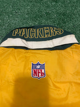 Load image into Gallery viewer, Vintage Starter Pro Line Green Bay Packers Warm-Up Jacket Size M
