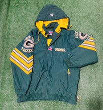 Load image into Gallery viewer, Vintage Green Bay Packers Starter Sideline Jacket Size L
