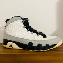 Load image into Gallery viewer, Air Jordan IX Retro &quot;Baron&quot; Size 10
