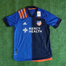 Load image into Gallery viewer, Adidas FC Cincinnati Soccer Jersey Size L
